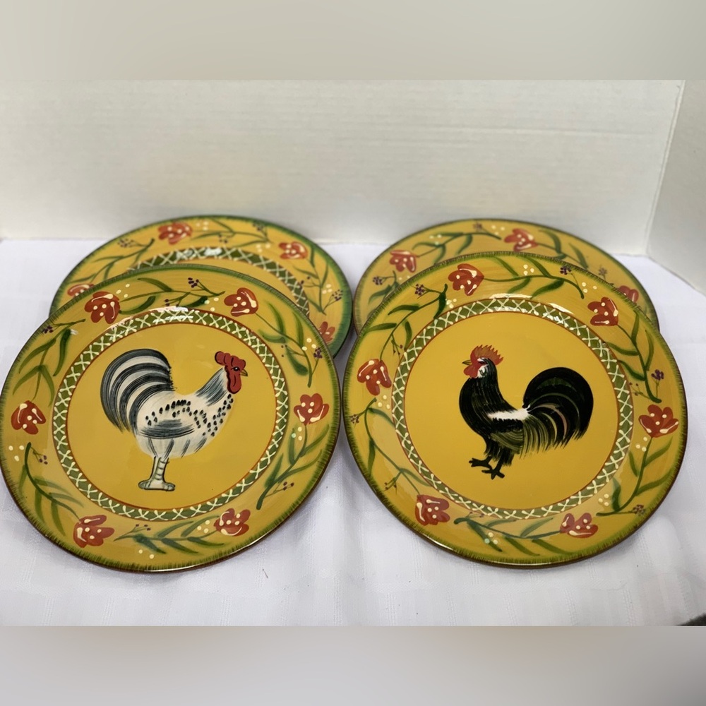 CARDINAL INC. | Set of 4 8” Plates | Rooster Pattern